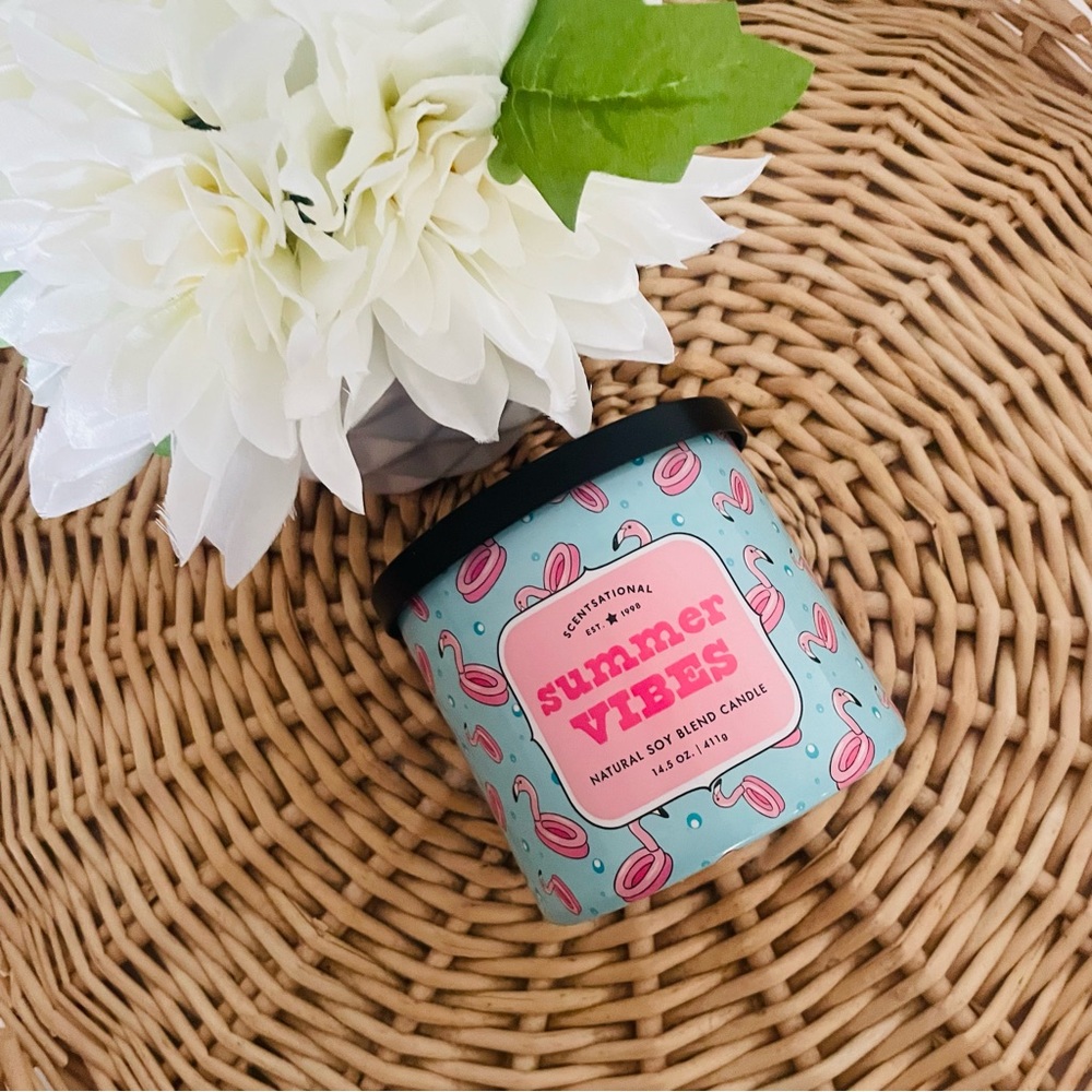 Scentsational Summer Vibes 2 wick Pink Flamingo soy candle Made in USA NWT